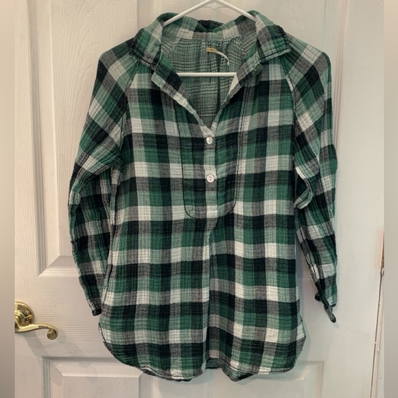Max Studio Tops - Plaid Max Studio Blouse